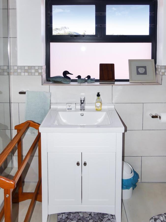 Hotel Shalom Self Catering Kleinmond Exterior foto