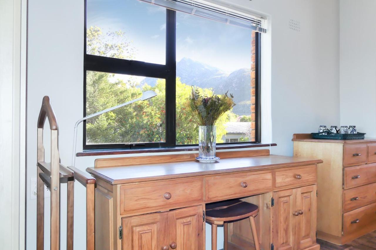 Hotel Shalom Self Catering Kleinmond Exterior foto